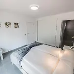 ヴィラ 